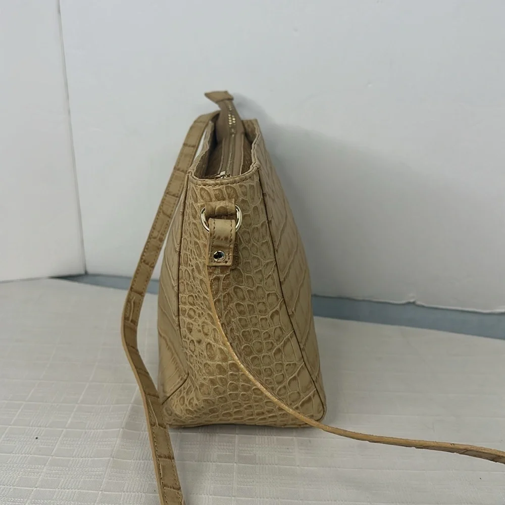 Valentina Tulip croc Embossed crossbody bag